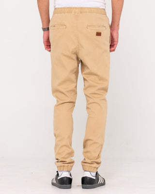 Man wearing Hook Out Elastic Pant in Khaki