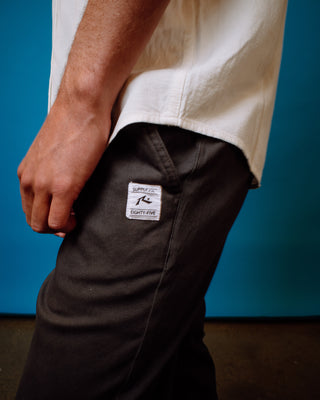 Hook Out Slim Fit Elastic Pant