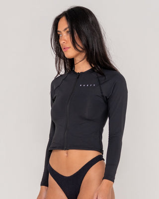 Woman wearing Essentials Zip Through Ls Rash Vest in Black