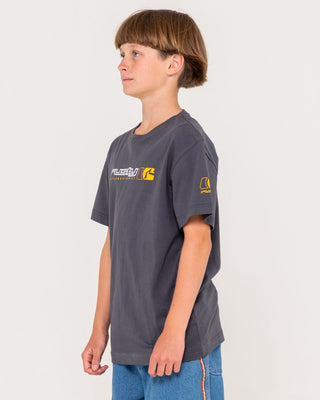 Boy wearing Jetsetter Tee Boys in Carbon