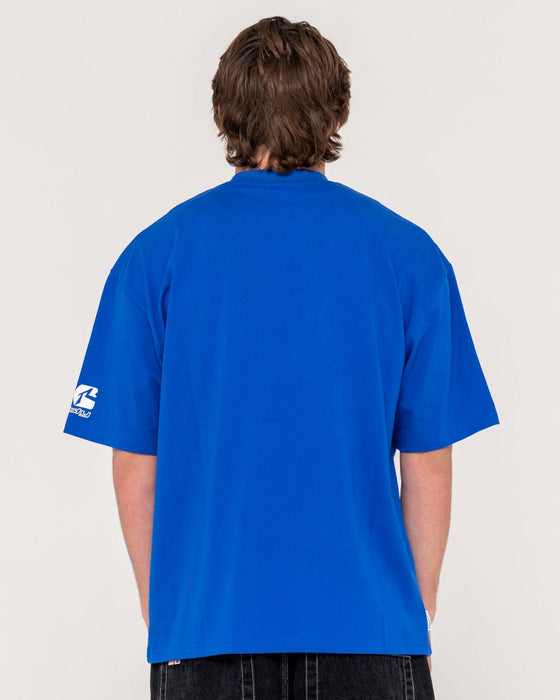 man-wearing-jetsetter-short-sleeve-tee-in-royal-blue
