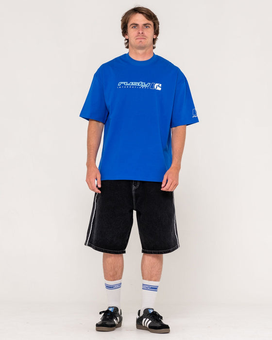 man-wearing-jetsetter-short-sleeve-tee-in-royal-blue