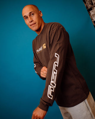 Man wearing Jetsetter Long Sleeve Tee in Coal