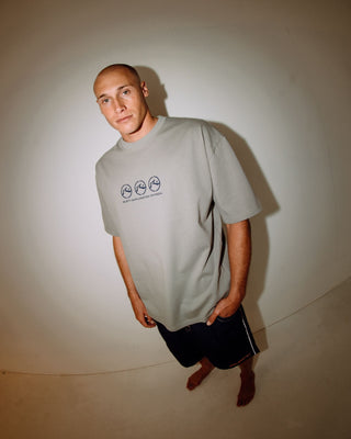 Man wearing Crusoe Short Sleeve Heavy Tee in Ultimate Grey