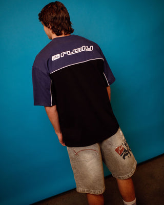 Man wearing Oblivion 2.0 Heavy Short Sleeve Tee in Black