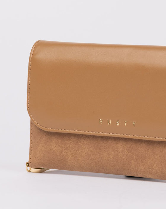 womans-aria-suede-travel-wallet-in-tan