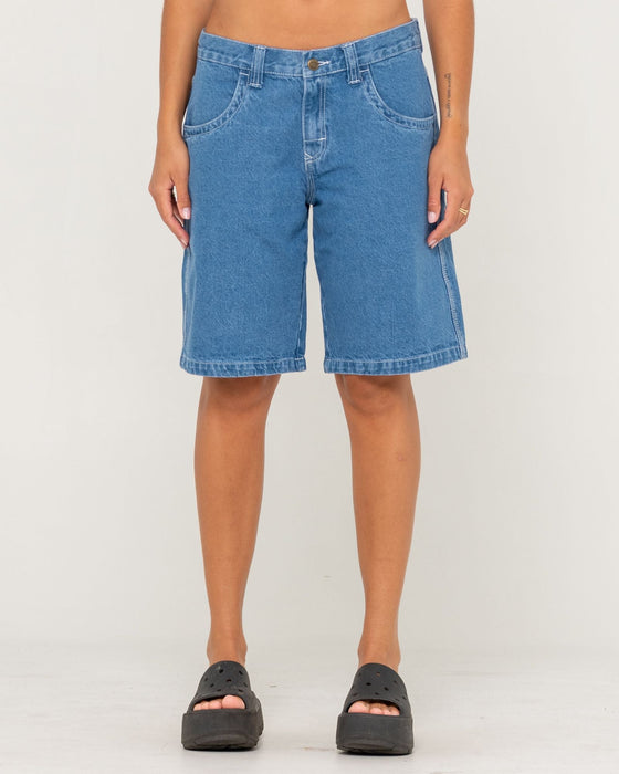 woman-wearing-flip-mommy-tapeless-low-rise-denim-short-in-middy-blue