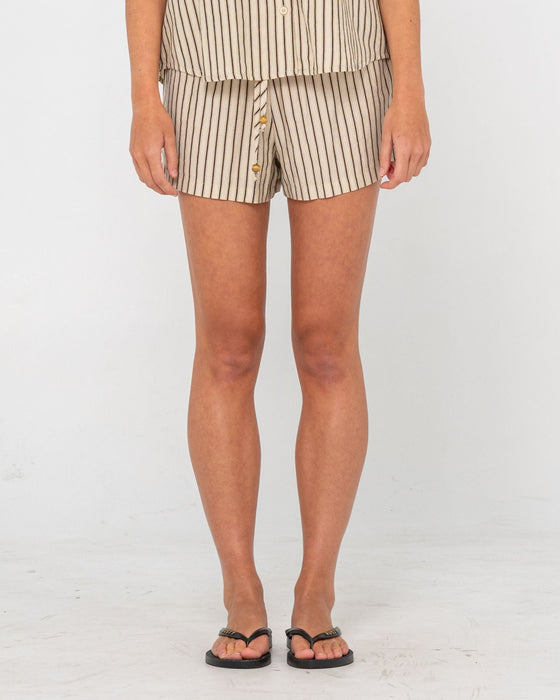 woman-wearing-sandy-stripe-short-in-oatmeal-stripe