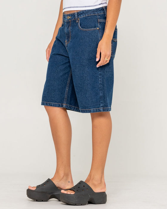 woman-wearing-bethany-baggy-low-rise-denim-jort-in-deep-sea-blue