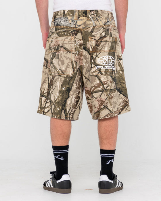 man-wearing-flip-rambo-jort-in-camouflage