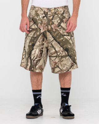 Man wearing Flip Rambo Jort in Camo