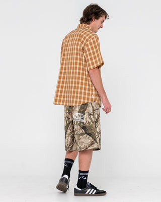 Man wearing Flip Rambo Jort in Camo