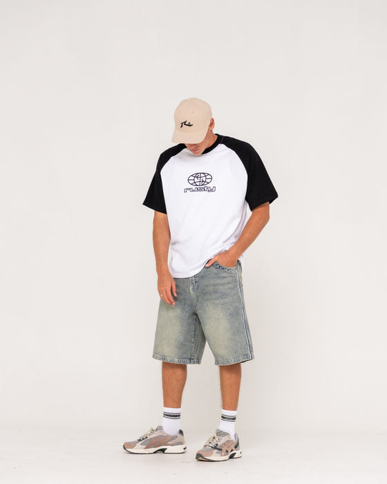 man-wearing-flip-daddy-draggin-jort-dirty-dawg-in-dirty-dawg