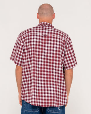 Man wearing Worldwide Curved Hem Short Sleeve Shirt in Rhubarb