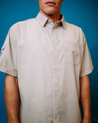 Man wearing Stasha Pocket Short Sleeve Shirt in Light Khaki