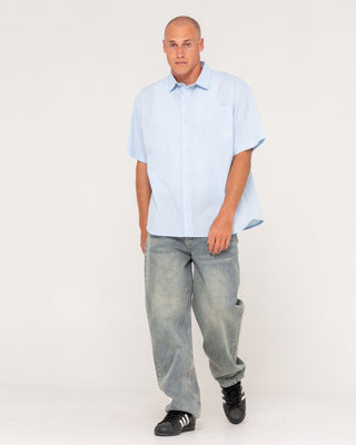 man-wearing-hoodus-check-short-sleeve-shirt-in-smoke-blue