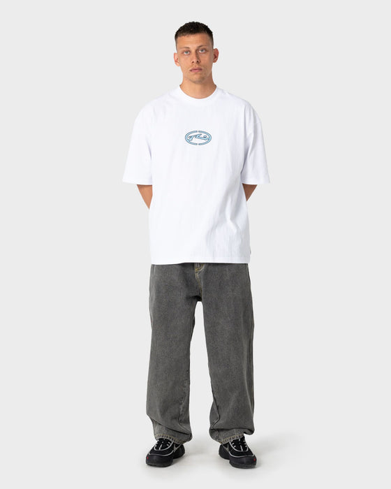 man-wearing-redemption-2-0-baggy-jean-in-washed-black-2