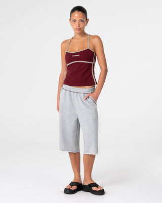 woman-wearing-freo-king-fitted-top-in-burgundy