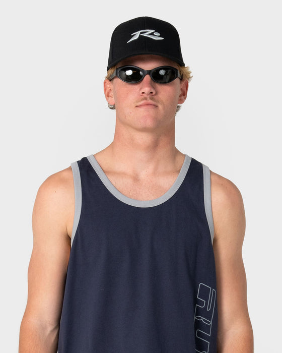 mens-revolve-flexfit-cap-in-black