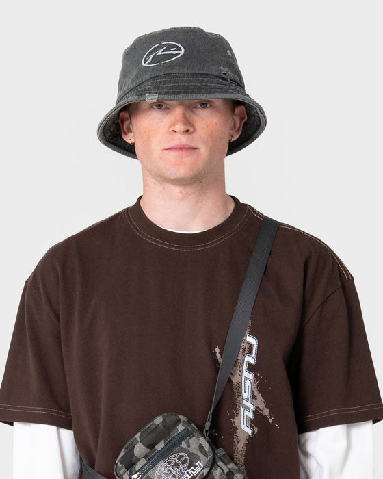 mens-split-seam-bucket-hat-in-washed-black