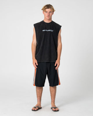 Man wearing Fragment Muscle in Black