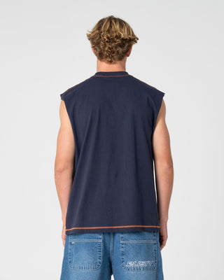 Man wearing Bus Down Muscle in Dark Blue