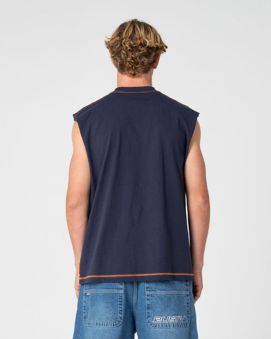 man-wearing-bus-down-muscle-in-dark-blue