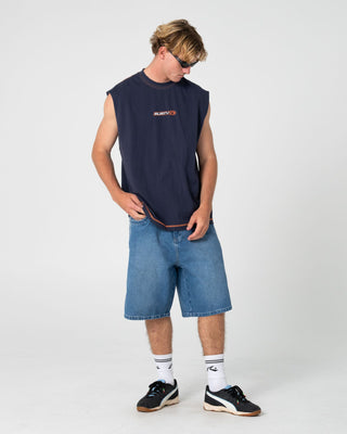 Man wearing Bus Down Muscle in Dark Blue