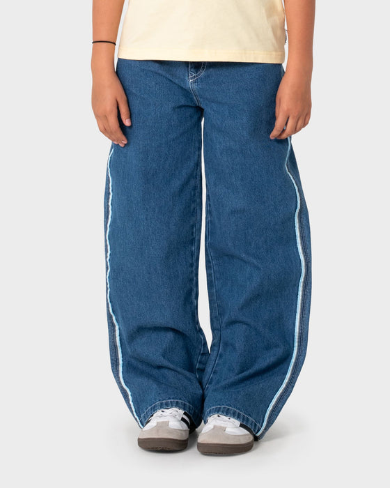 girl-wearing-flip-girl-low-rise-jean-in-middy-blue-blue