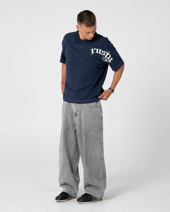 man-wearing-blinker-short-sleeve-polo-in-navy-blue