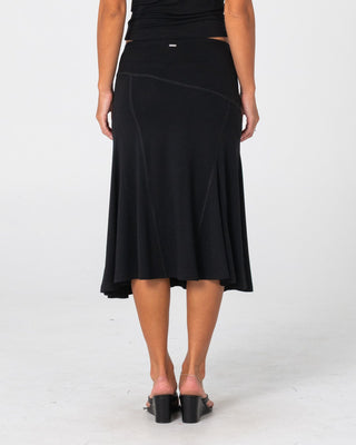 Woman wearing Vixen Low Rise Midi Skirt in Black