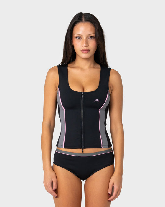 woman-wearing-farrah-scoop-zip-through-rash-top-in-black-pink