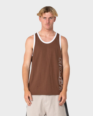 Man wearing Speedrun Tank in Pinecone