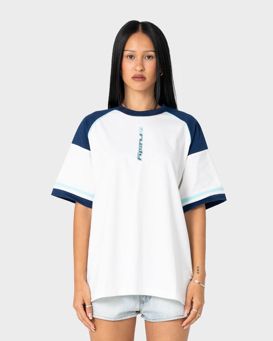 woman-wearing-cruz-220-oversize-tee-in-white-blue