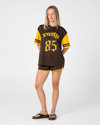 Woman wearing Rag Stripe Oversized Mesh Oversize Tee in Java / Amber