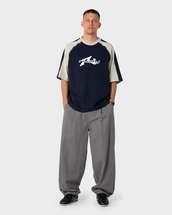man-wearing-fade-r-short-sleeve-tee-in-navy-blue