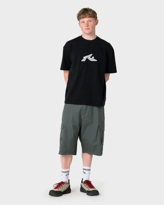 Man wearing Razor Short Sleeve Tee in Black