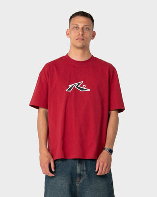 Man wearing Razor Short Sleeve Tee in Vintage Red
