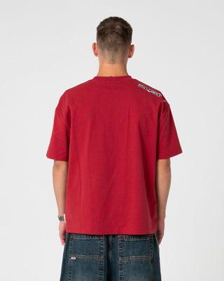 Man wearing Razor Short Sleeve Tee in Vintage Red