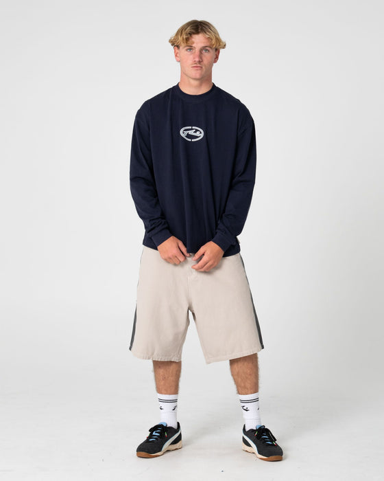 man-wearing-turbo-long-sleeve-tee-in-navy-blue