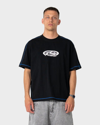 Man wearing Gridlock Short Sleeve Tee in Black
