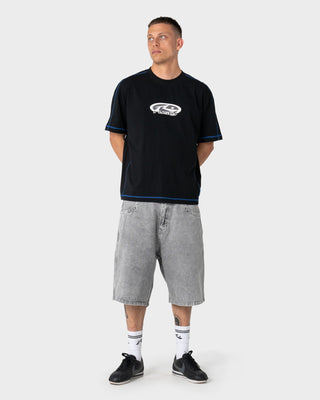 Man wearing Gridlock Short Sleeve Tee in Black