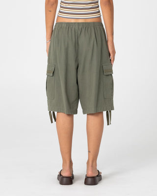 Woman wearing River Low Rise Baggy Cargo Short in Shadow Army