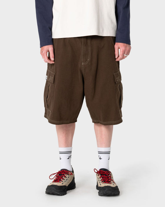 man-wearing-grizzly-baggy-cargo-short-in-pinecone