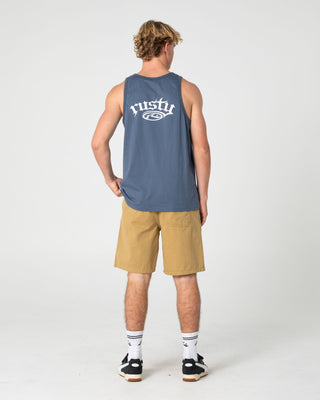 Man wearing Rumble Elastic Short in Khaki