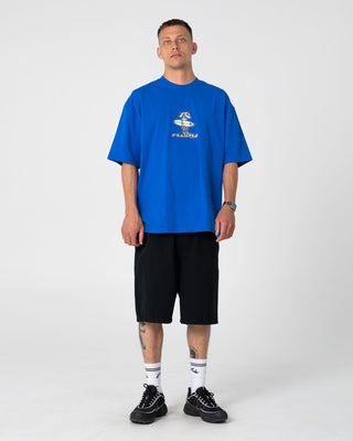 Man wearing Rumble Chino Short in Black