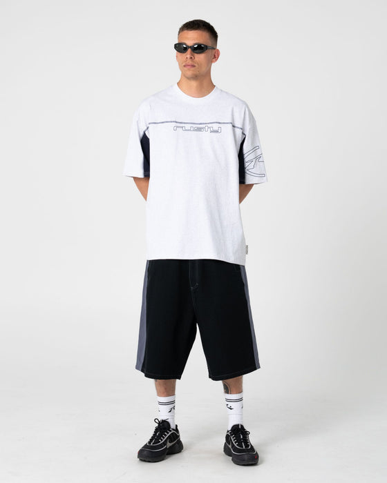 man-wearing-lock-em-short-in-black