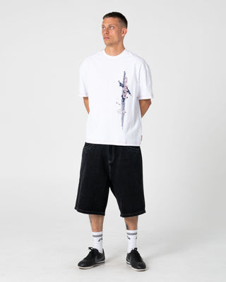 Man wearing Turbo 2.0 Baggy Jort in Black Out / Blue
