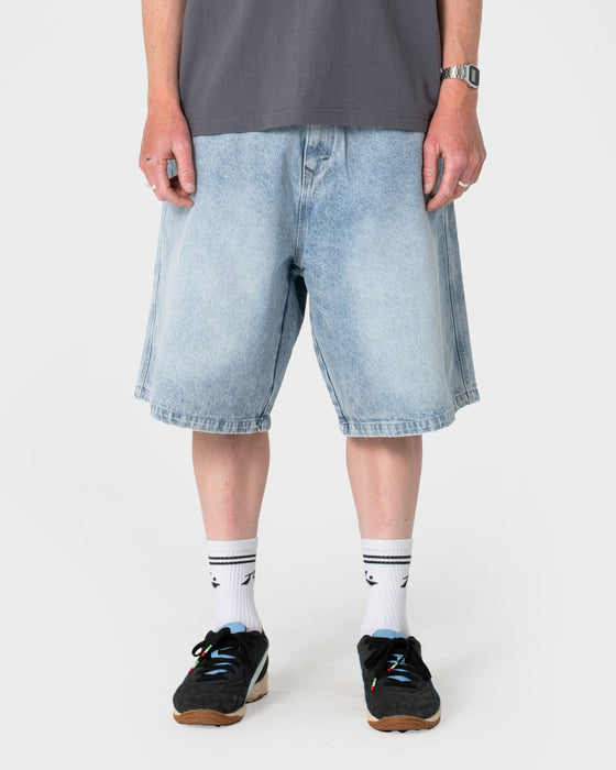 man-wearing-yowie-2-0-wide-baggy-jort-in-blasted-true-blue