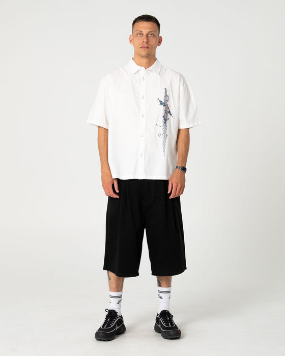 man-wearing-morning-glory-short-sleeve-shirt-in-white